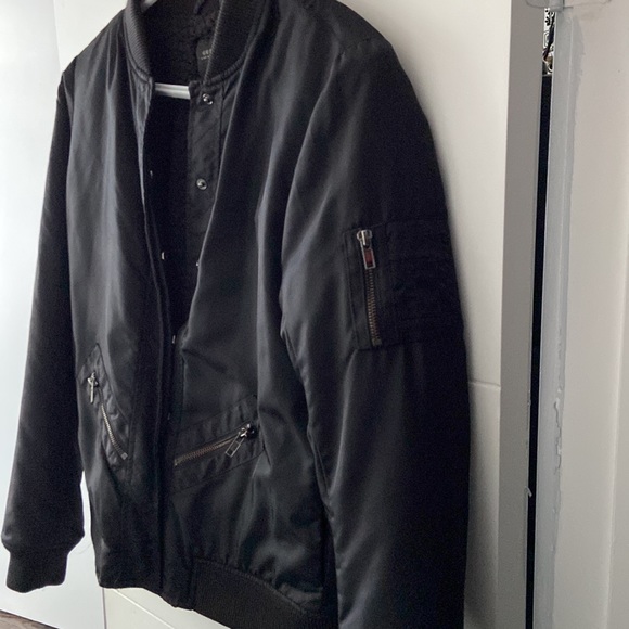 Guess Bomber Jacket - Picture 3 of 3